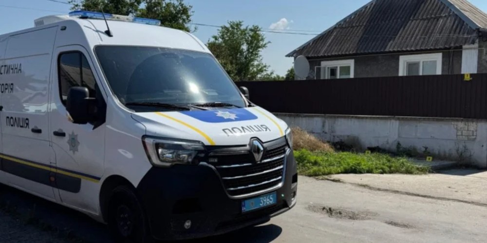 Наслідки стрілянини під час обшуку на Дніпропетровщині (фото Національної поліції України)