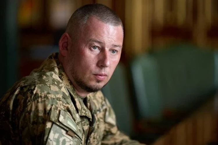Павло Паліса під час спілкування з журналістами 29 серпня