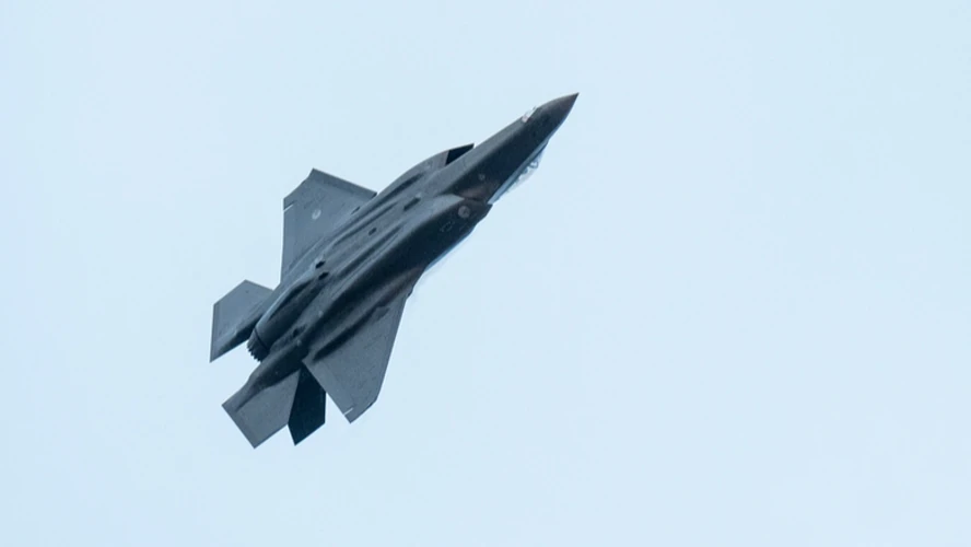 F-35: що відомо про інцидент із секретним вантажем, який опинився в Гонконзі
